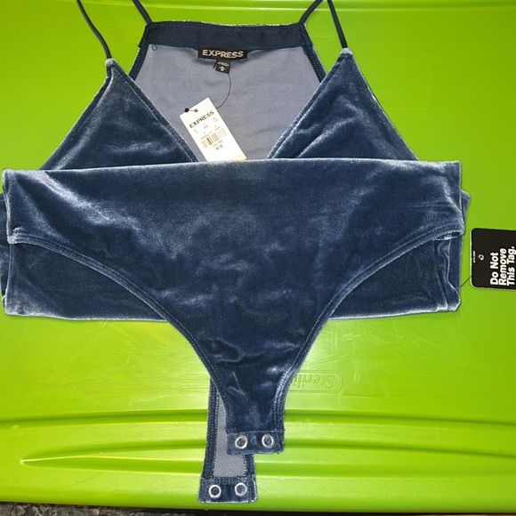 Blue velvet Express body suit - Picture 3 of 4